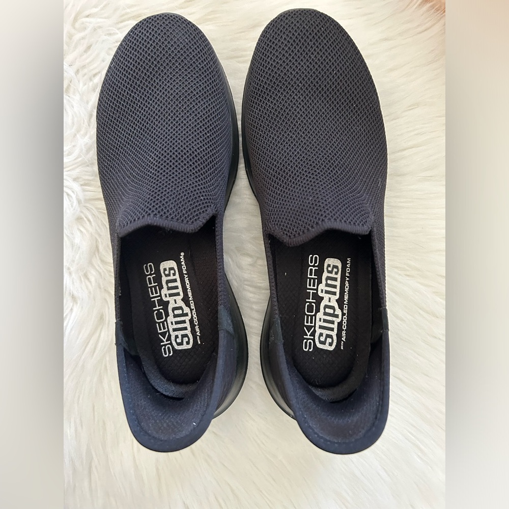 SKECHERS “Joy” Slip Ins, Size 8.5